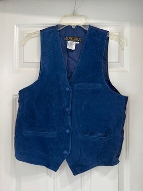 Don’t Stop Blue Leather Vest; Classic western durable